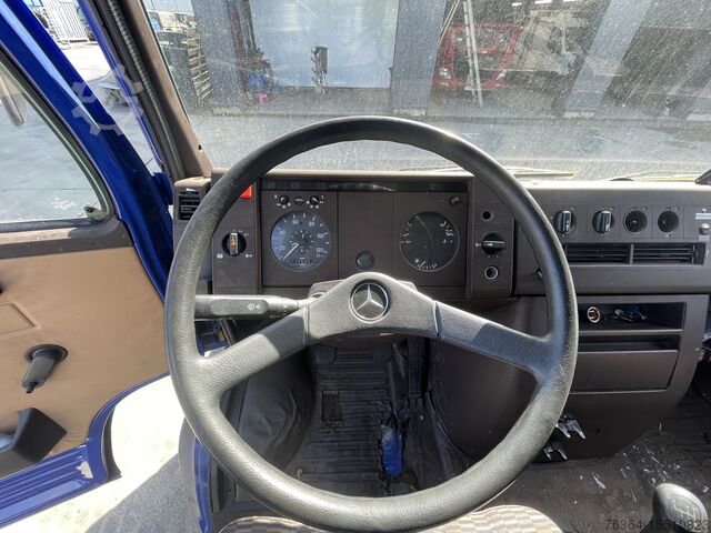 Truck för glidande presenning Mercedes-Benz 508 D