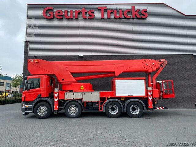 Hefplatform Scania P420 8X4 + BISON PALFINGER TKA 57 KS HOOGWERKER...