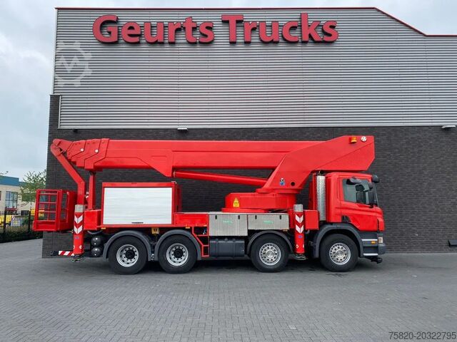 Hefplatform Scania P420 8X4 + BISON PALFINGER TKA 57 KS HOOGWERKER...