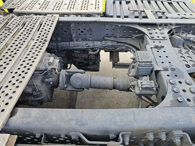 Standard-SZM MERCEDES-BENZ AROCS 1843 495TKM