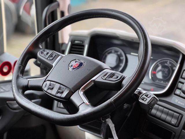 Standard tractor unit SCANIA S 450   Retarder    Highline  Euro6