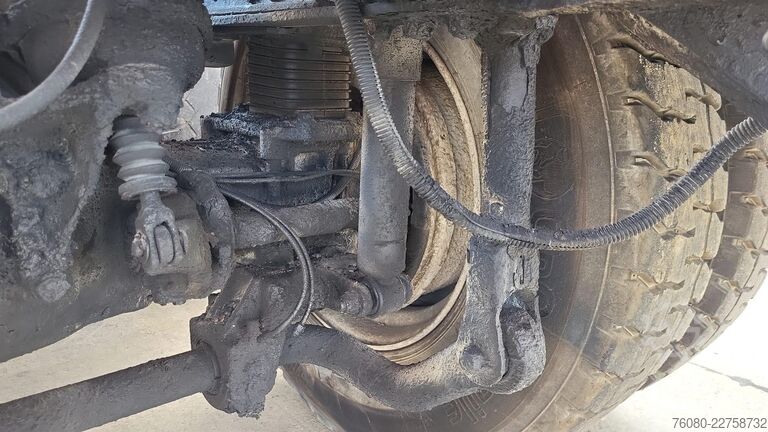 Ribaltabile MAN 32.372 (BIG AXLE / STEEL SUSPENSION / MANUAL PU...