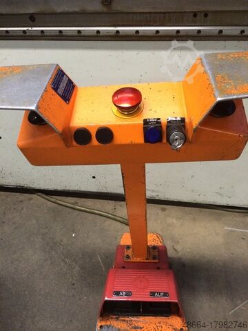 Abkantpresse Fabrikat Weinbrenner Typ GP Weinbrenner Maschinenbau GmbH & Co.KG GP63