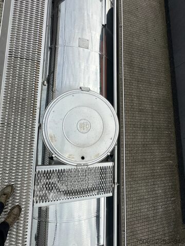 Autocisterna per alimenti Magyar FOOD / LEBENSMITTEL / LEVENSMIDDELEN / 31.445L ...