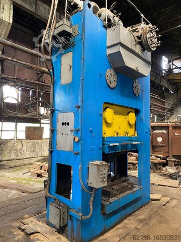 Prasa do przycinania z dwoma korbowodami Progresul, Romania PMDv 400