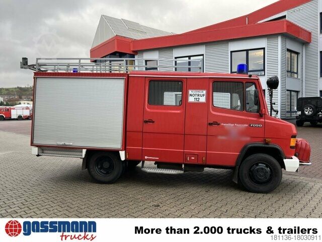 Tűzoltóautó Mercedes-Benz 709 D 4x2 Doka, LF 8