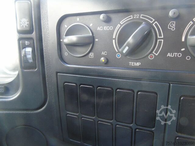 Bőrönd MAN TGM 15.250 + MANUAL + EURO 5 + LIFT