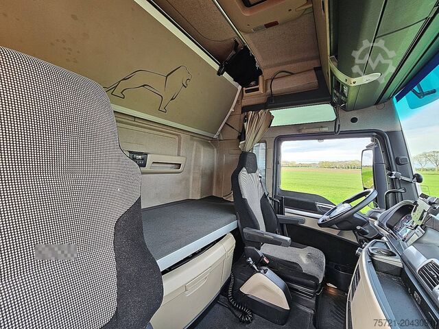 Standard-SZM M.A.N. 18.460 TGX XXL MEGA RET. 1210L