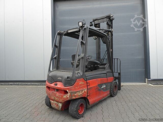 Electric 4-wheel forklift Linde E30L-01