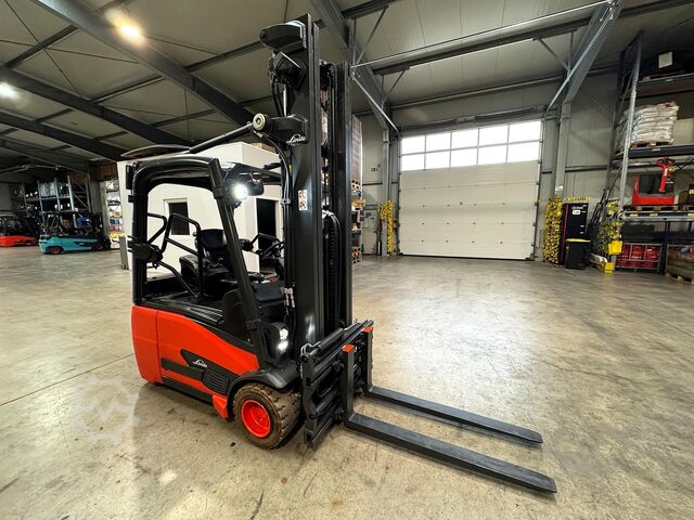 06/2023 Batteri S + UVV 07/27 Sideskærm. Linde E 18
