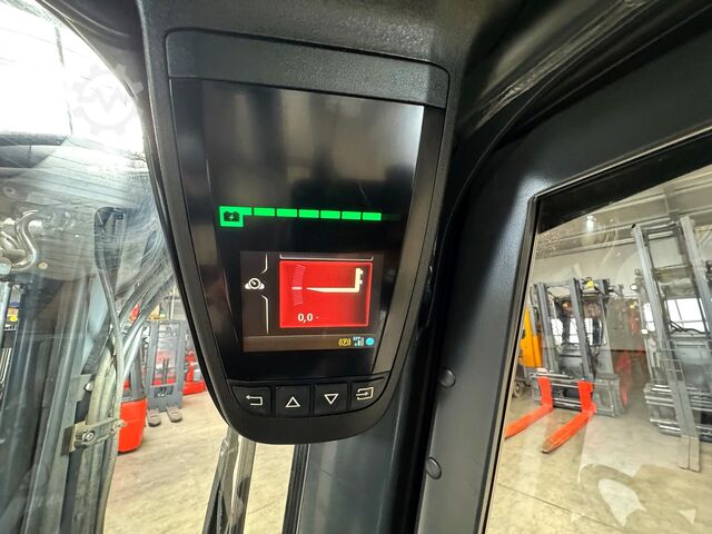 3.+4.V Sidoförskjutning Elektrisk 7 399 h Linde E 20PH