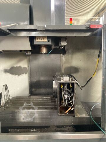 Centro de usinagem HAAS VF-3SS