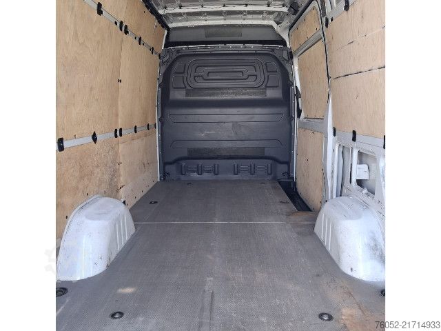 Furgon blaszak Mercedes-Benz Mod. Vers.