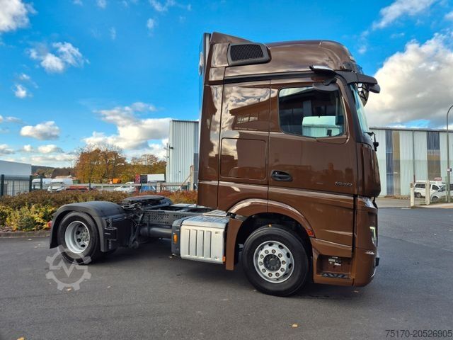 Tracteur routier standard MERCEDES-BENZ Actros 1848 LS Öl-Retarder Standklima BigSpace