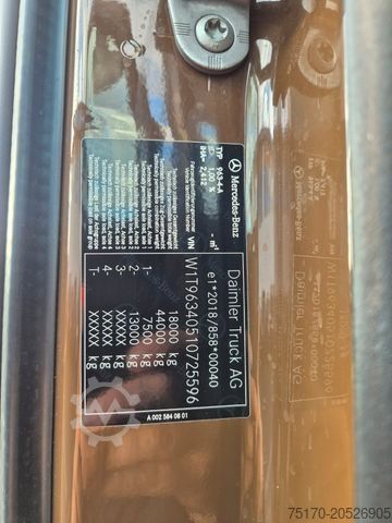 Tracteur routier standard MERCEDES-BENZ Actros 1848 LS Öl-Retarder Standklima BigSpace