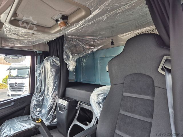 Abrollkipper IVECO X-Way AT300X48Z/P HR OFF 6x4 Hiab Winterdienst