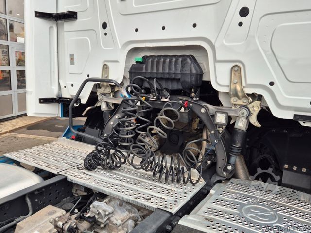 Tracteur routier standard MERCEDES-BENZ Actros 1845 LS Öl-Retarder Navi PPC 2x Bett