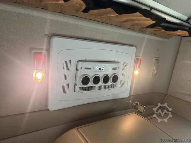 Padrão-SZM DAF XF 440 sUPERSPACE