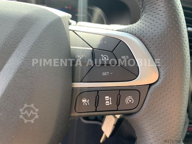 Driezijdige kipper bestelwagen IVECO Daily 70C18H 3SKIPPER KISTE ALUGITTER DIFF AHK