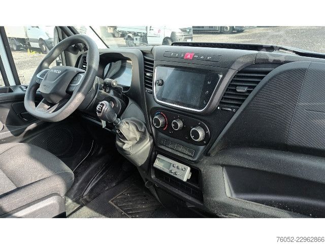 Camion à usage spécial IVECO LEGGERI 35C16