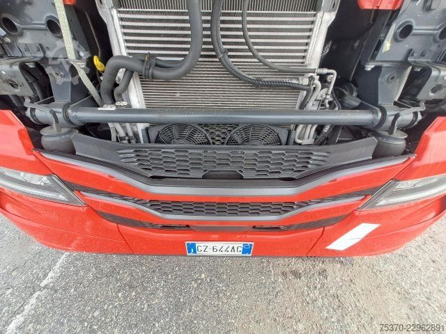 Τυπική μονάδα τράκτορα IVECO S-WAY AS440S50 T/P