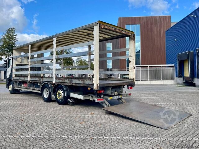 Veetransport Renault C380 382430 km,  chicken transport,  EURO 6, PA...