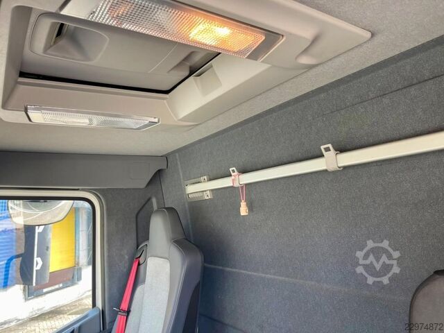 Veetransport Renault C380 382430 km,  chicken transport,  EURO 6, PA...