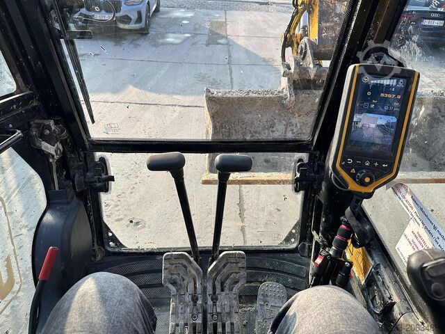 Rupsgraafmachine JCB JZ141LC