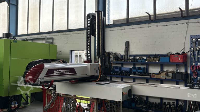 Linear robot Wittmann W833