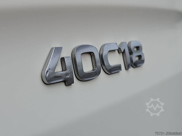 Kyld lådvagn IVECO DAILY 40C18