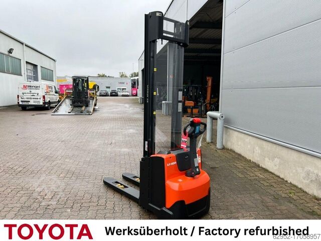 High Lift stacker Toyota SWE 120 L