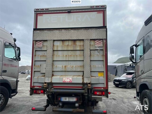 Maleta Volvo Fm 330 4x2 Cabinet van w/ full side opening