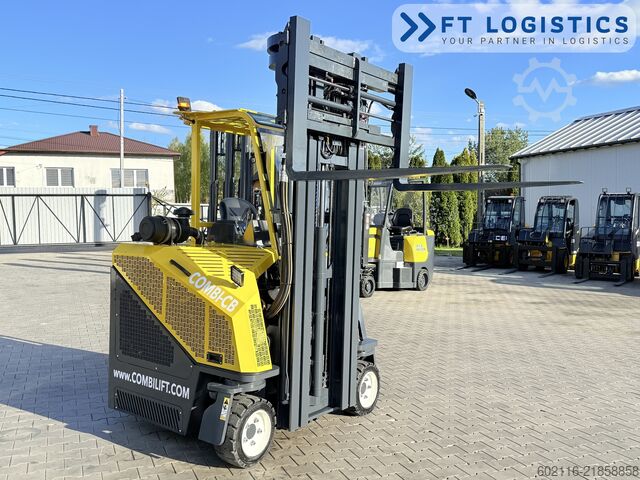 Stivuitor cu patru direcții Combilift CB2500 GAS TRIPLEX 6000 FREE-LIFT