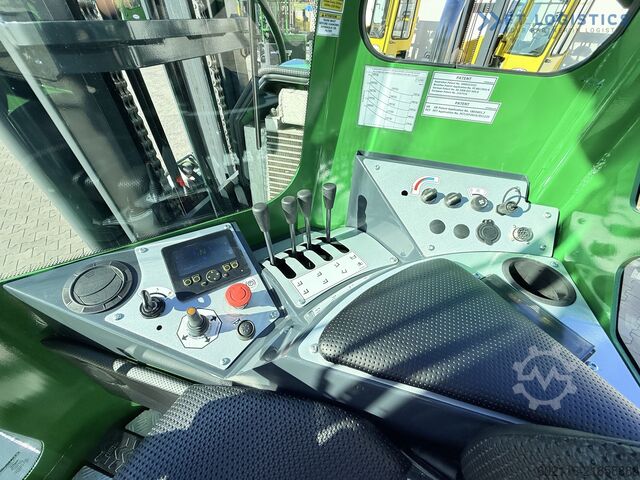 Chariot élévateur multidirectionnel Combilift C4500 DIESEL TRIPLEX 4900 NEW MODEL