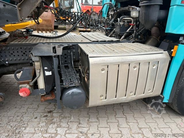 Standart çekici ünitesi MERCEDES-BENZ 1848 Arocs SZM 4x4 HAD Alufelgen + Kippaulieger
