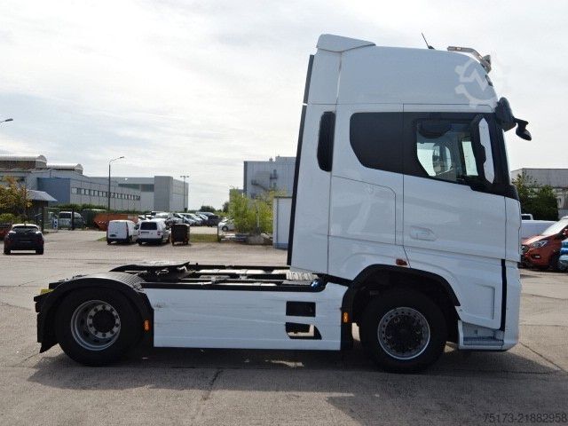 Tractora standard FORD F-Max Sattelzugmaschine