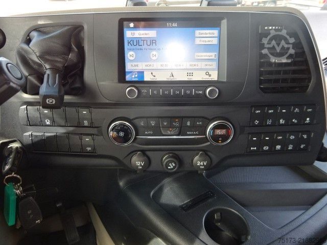 Tractora standard FORD F-Max Sattelzugmaschine