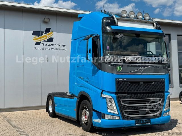 Cap tractor standard VOLVO FH 500 *Navi*Standklima