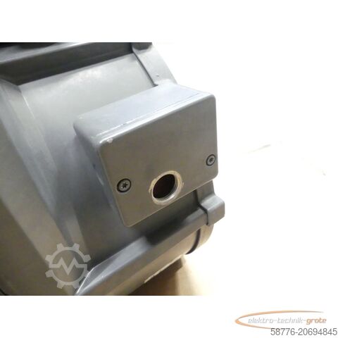 Vezérlőegység Siemens 1PH8165-1DF00-0CA1 Kompakt-Asynchronmotor SN: YFDN645654804001