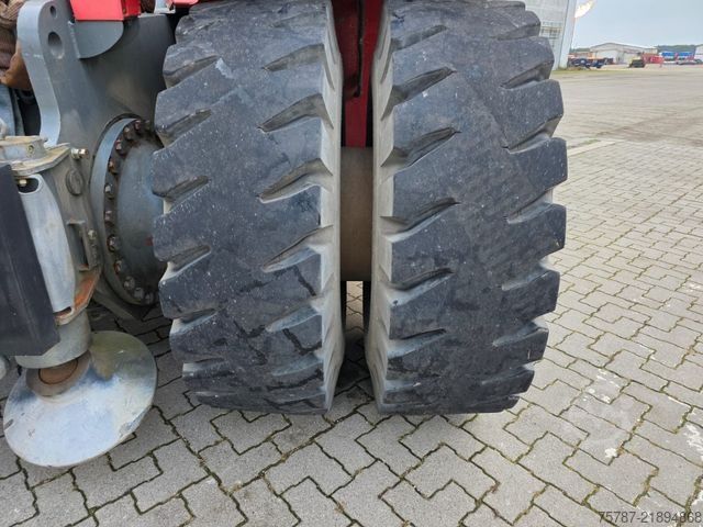 Empileur de conteneurs  Liebeherr LRS V 645 Reachstacker/ Contlader