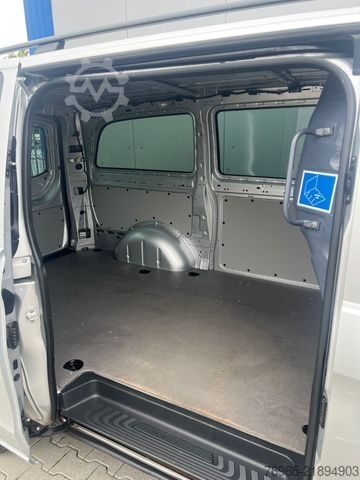 Furgone MERCEDES-BENZ Vito 119 d LANG 9G NAVI LED WEBASTO KAMERA AHK