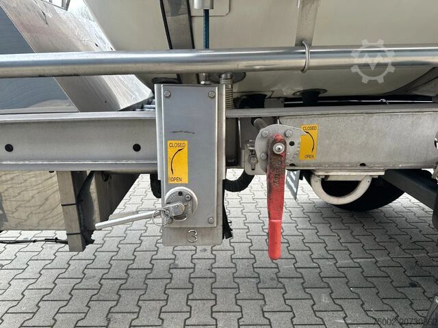 Cisterna za hranu Van Hool FOOD / 39.000L / 3-COMP / INOX / NL-trailer