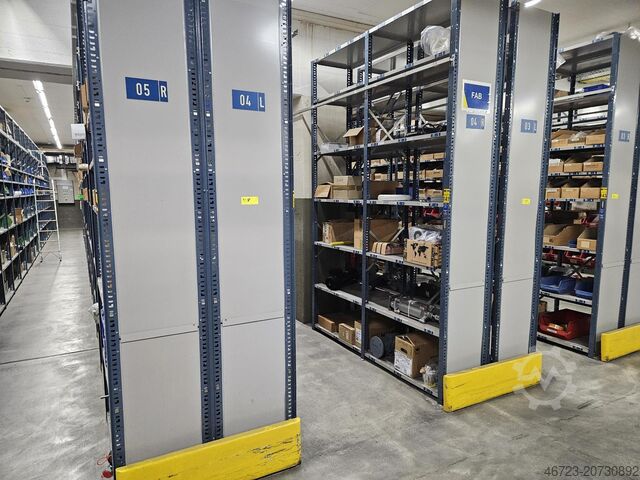 Assorted lot of engines and spare parts