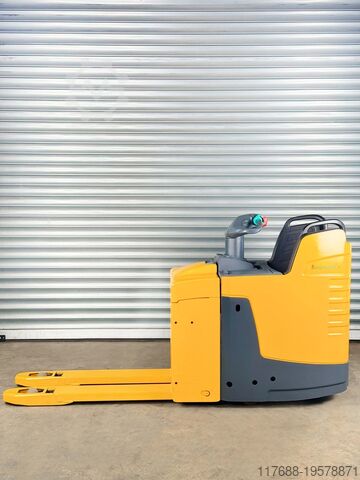 Geen pallettruckchauffeur Jungheinrich Jungheinrich Niederhubwagen ERE 225 fp 20-115-54