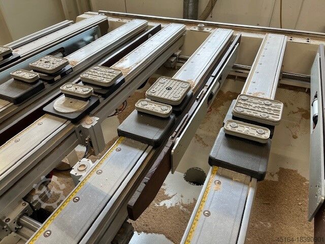 CNC-bearbetningscenter Morbidelli Universal 3615 TV