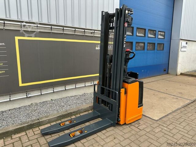 Electric triplex stacker Still EGVS14 4940mm (VS-22599) STILL egvs14