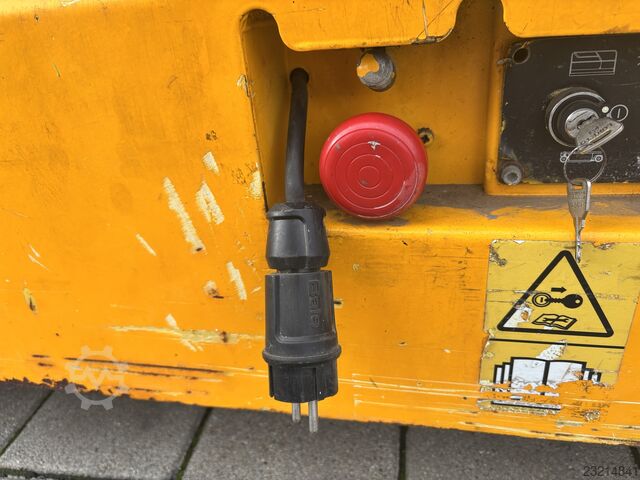 Schaarlift Haulotte Optimum 8, neue Batterien