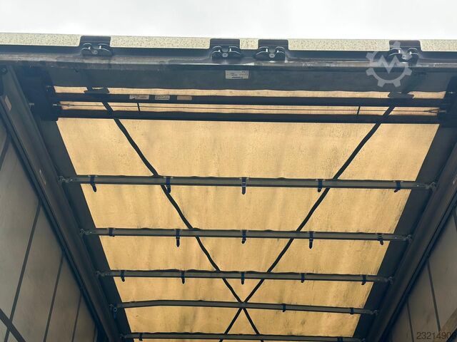 Semiremorcă deschisă cu prelată KRONE Schiebeplane Edscha Lift SAF Achsen