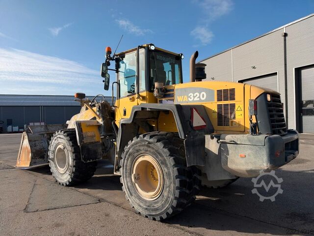 Φορτωτής με ελαστικά KOMATSU WA320-5H 4x4 15 t. Wheelloader