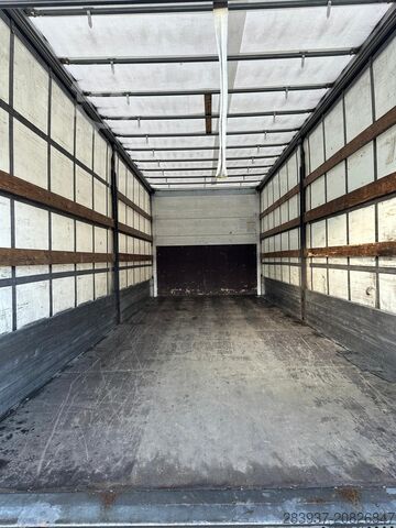 φορτηγό πλατφόρμα με μουσαμά Renault D 16